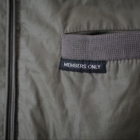 Men’s Members Only Vintage Bomber Jacket Olive Green Full Zip Up Cotton Blend 40 - Picture 6 of 6